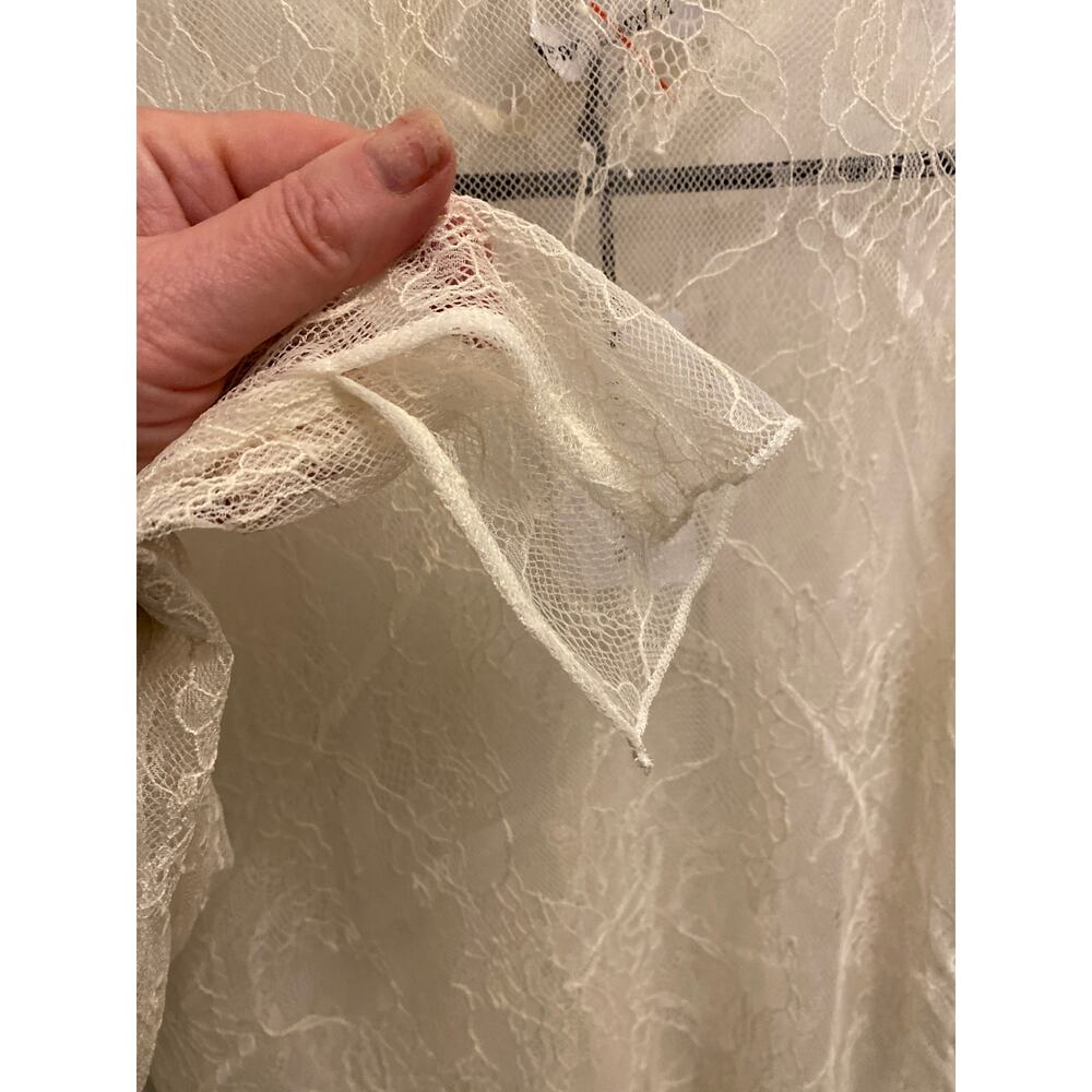 Brand New WeWoreWhat Women's Size Medium Ivory White Lace Mock Neck Top - Picture 4 of 7
